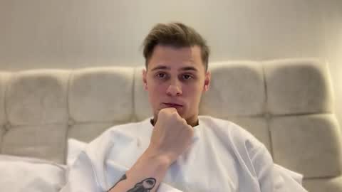 Snapshot of tyler_garrner chatting on 09-20-25, 06:42 tyler_garrner online show from 09-20-25, 06:42