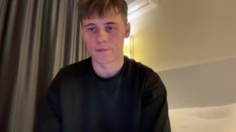 Snapshot of tyler_garrner chatting on 10-09-25, 06:39 tyler_garrner online show from 10-09-25, 06:39