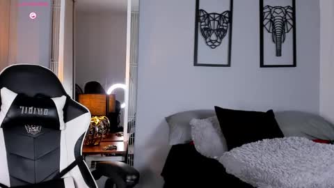 David online show from 01-31-25, 03:52