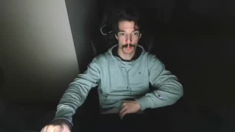 Snapshot of tylera10110 chatting on 12-21-24, 05:58 Tyler online show from 12-21-24, 05:58