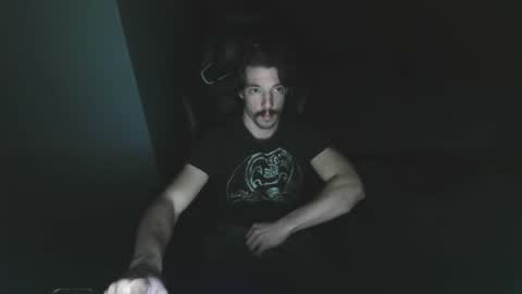 Snapshot of tylera10110 chatting on 02-16-25, 05:37 Tyler online show from 02-16-25, 05:37