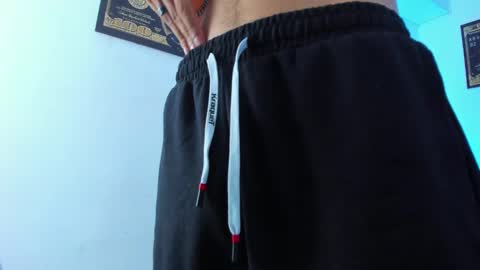   online show from 02-01-25, 06:21