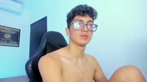   online show from 02-08-25, 09:35