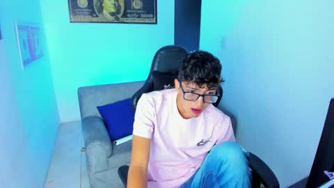   online show from 02-09-25, 02:49