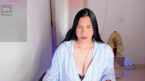 tylor_love online show from 12-19-25, 09:33