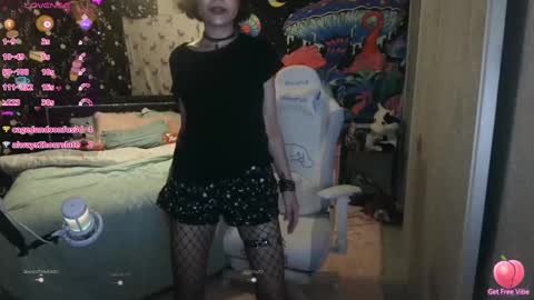 Tyra Liana online show from 03-02-25, 04:17