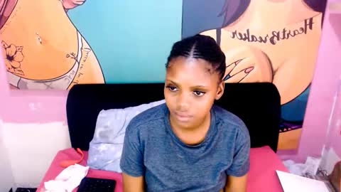 Snapshot of tyrabangz chatting on 11-24-25, 07:02 Tyra online show from 11-24-25, 07:02