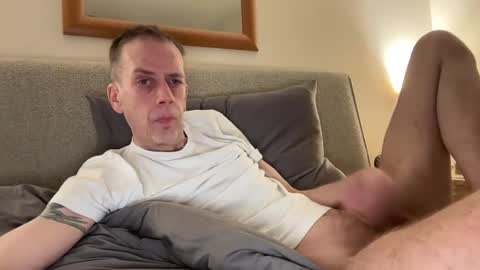 Snapshot of tyronev70 chatting on 01-18-25, 10:06 Ty online show from 01-18-25, 10:06