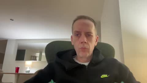 Snapshot of tyronev70 chatting on 02-08-25, 11:44 Ty online show from 02-08-25, 11:44