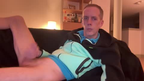 Snapshot of tyronev70 chatting on 02-13-25, 06:05 Ty online show from 02-13-25, 06:05