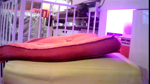 Snapshot of ucez2play chatting on 12-06-24, 03:00 Daddy online show from 12-06-24, 03:00