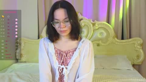 Snapshot of udelaborom chatting on 03-09-25, 07:37 Lili online show from 03-09-25, 07:37