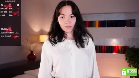 Snapshot of udelaborom chatting on 09-10-25, 07:14 Lili online show from 09-10-25, 07:14