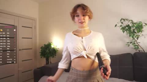 Snapshot of udelaborom chatting on 02-05-26, 06:34 Lili online show from 02-05-26, 06:34