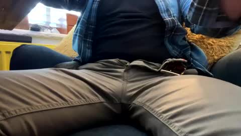 ukclive online show from 02-03-25, 03:06