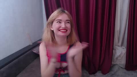 Snapshot of uki_meow246 chatting on 10-30-25, 03:57 Uki online show from 10-30-25, 03:57