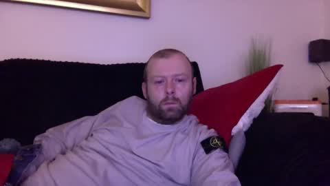 Snapshot of ukmatty3 chatting on 12-29-24, 07:43 ukmatty3 online show from 12-29-24, 07:43