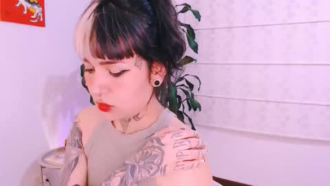 Martina online show from 10-29-25, 01:19