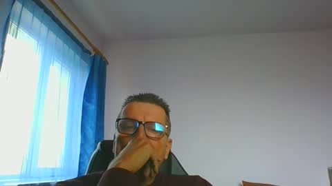 Snapshot of ulmeni4 chatting on 12-06-24, 11:00 ulmeni4 online show from 12-06-24, 11:00