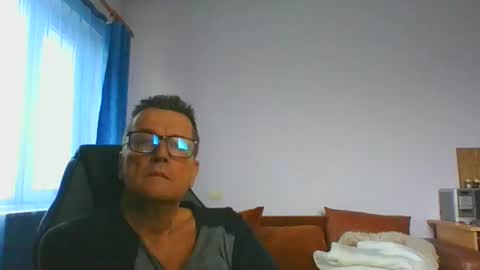 Snapshot of ulmeni4 chatting on 12-15-24, 09:56 ulmeni4 online show from 12-15-24, 09:56