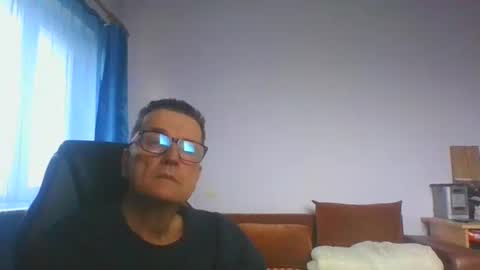 ulmeni7 online show from 02-11-26, 07:24