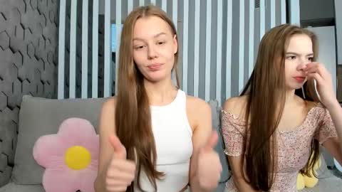 Melena online show from 11-19-25, 08:36