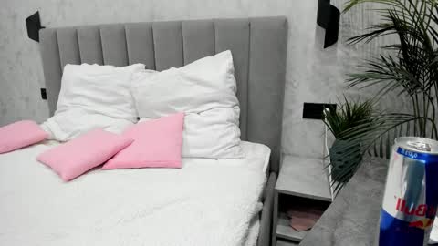 Melena online show from 02-05-26, 03:11