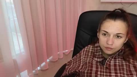 Ulyana online show from 09-26-25, 04:05