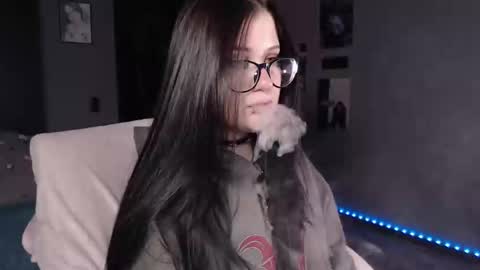 Snapshot of uminarin chatting on 12-09-24, 02:45 Julia online show from 12-09-24, 02:45