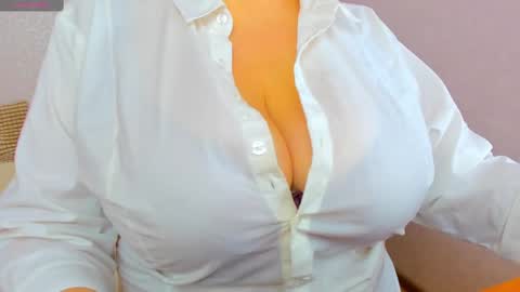 umnizza7777 online show from 03-08-25, 06:10