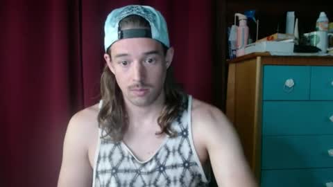 Snapshot of umphreak42 chatting on 09-12-25, 03:12 Andrew online show from 09-12-25, 03:12