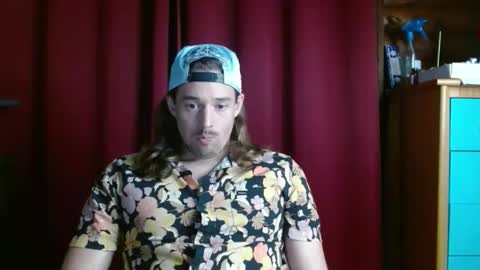 Snapshot of umphreak42 chatting on 10-17-25, 10:12 Andrew online show from 10-17-25, 10:12