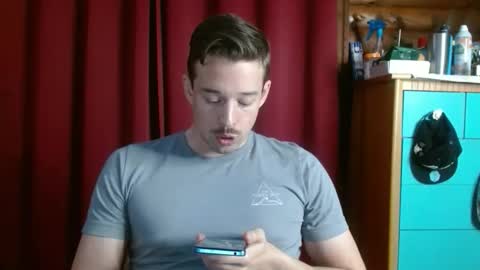 Snapshot of umphreak42 chatting on 12-15-25, 10:14 Andrew online show from 12-15-25, 10:14