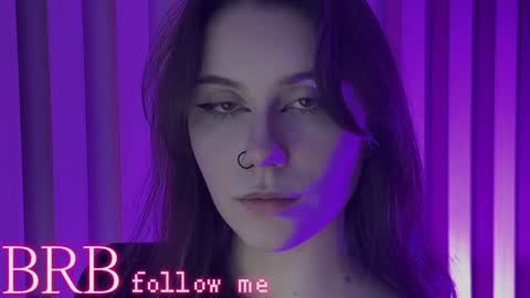 Una  online show from 01-23-25, 01:24