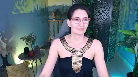 UnaTera online show from 11-10-25, 09:19