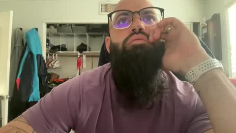 uncutbeard129840 online show from 12-19-25, 11:34