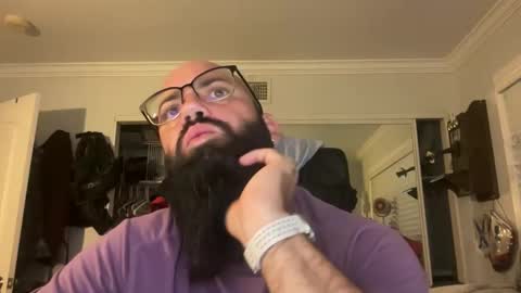 uncutbeard129840 online show from 01-08-26, 02:41