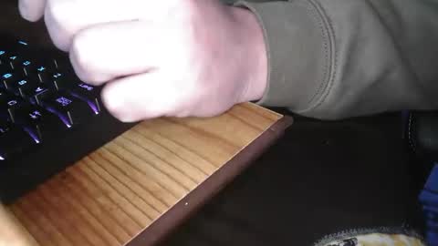 Six online show from 04-02-26, 03:48