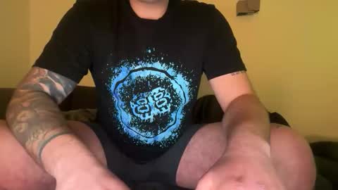 Snapshot of uncutedaustria chatting on 01-07-26, 02:36 Tom online show from 01-07-26, 02:36