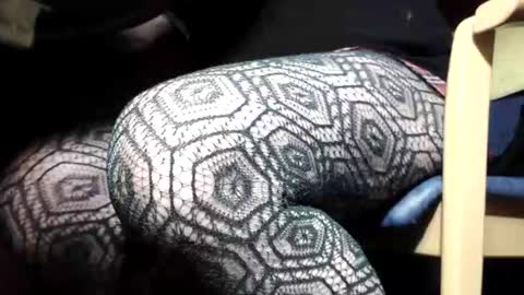 Snapshot of uncutlover1000 chatting on 12-16-25, 08:58 patricia online show from 12-16-25, 08:58