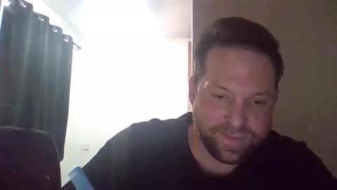 Snapshot of uncutstud18 chatting on 12-16-25, 01:21 UncutStud online show from 12-16-25, 01:21