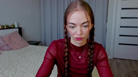 Under The Skin online show from 04-06-26, 10:49