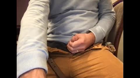 Snapshot of underscorex chatting on 12-19-24, 12:13 underscorex online show from 12-19-24, 12:13