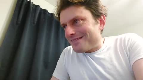 undress me online show from 01-07-25, 10:52