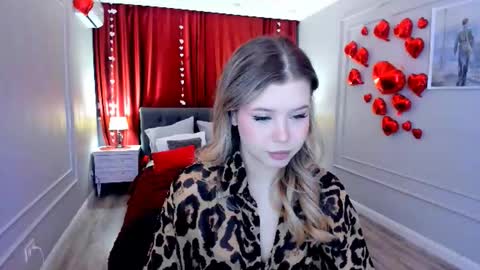 Alice online show from 03-04-26, 07:53