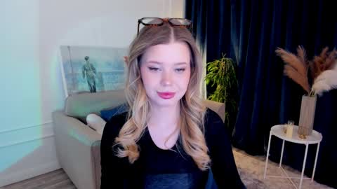 Alice online show from 04-06-26, 06:53