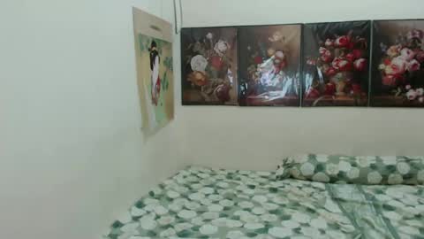 Roxanne online show from 12-27-24, 11:06