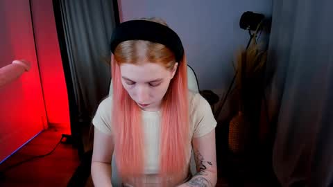 Call me Mira  thumbs up its make me happy online show from 01-24-25, 07:07