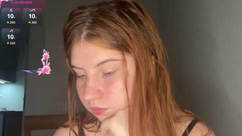 Snapshot of unicuty chatting on 07-06-26, 05:26 Mila here online show from 07-06-26, 05:26