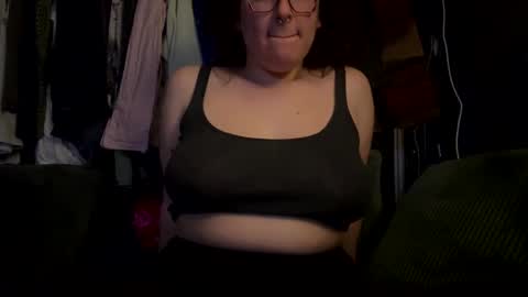 Snapshot of uninspiired chatting on 02-06-25, 12:26 uninspiired online show from 02-06-25, 12:26